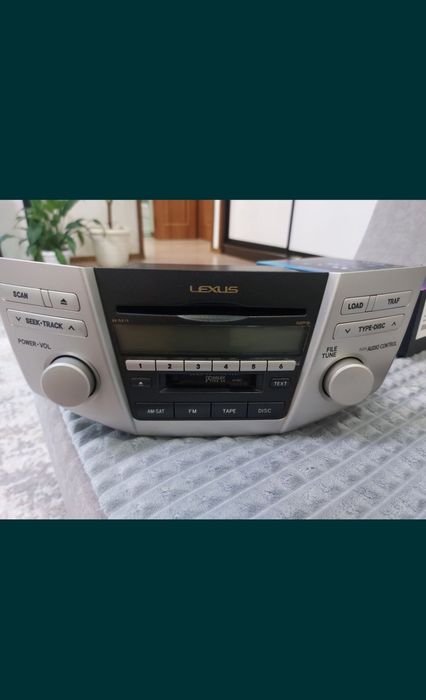 Магнитола на лексус RX350-RX330