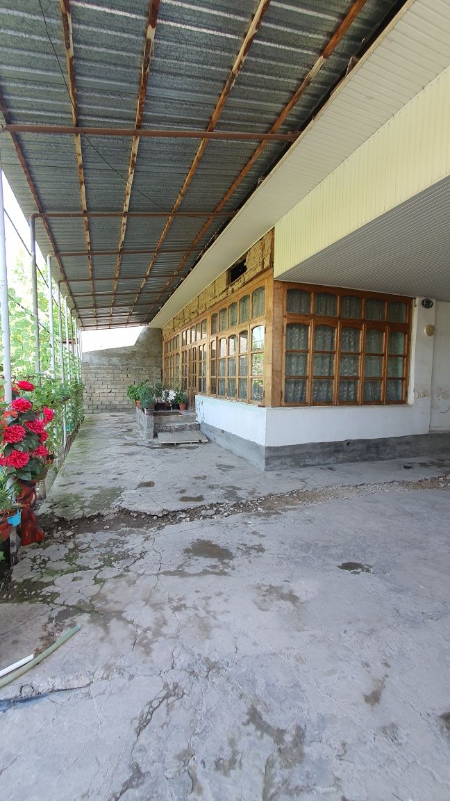Sergili Quruq yer hisobida uchaska sotiladi