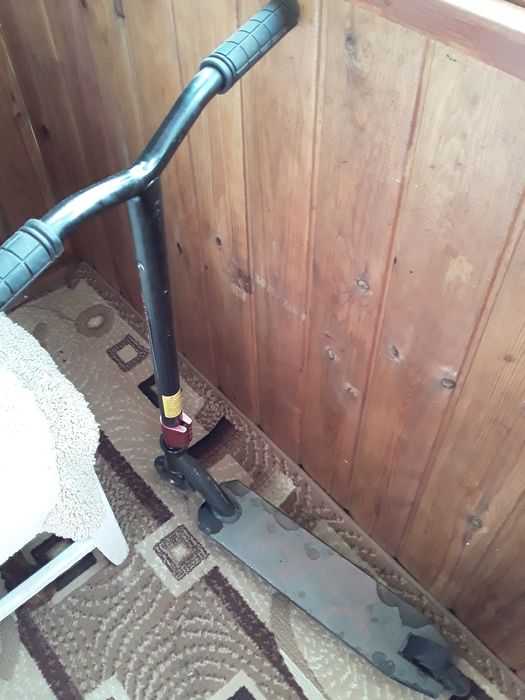 Продам трюковый самокат