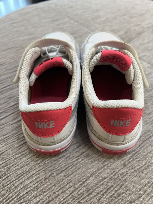 Маратонки Nike за момиче