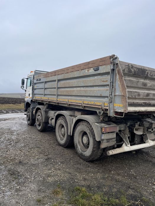 Man autobasculanta 8x4