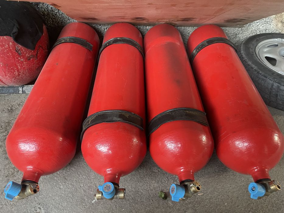 Metan kaptivaga.  4 ta balon polni trupka xamanarsasi kamplek bor