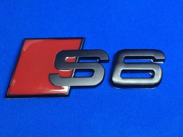 Emblema Audi S6 negru