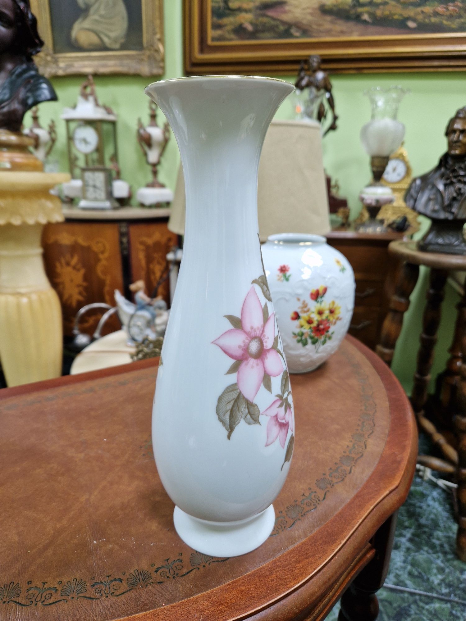 Прекрасна антикварна колекционерска порцеланова немска ваза Royal KPM