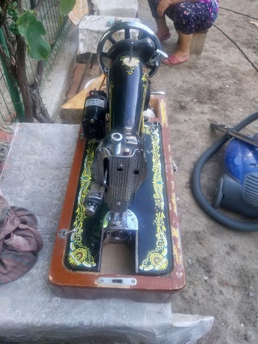 Vândă masină  de cusut
