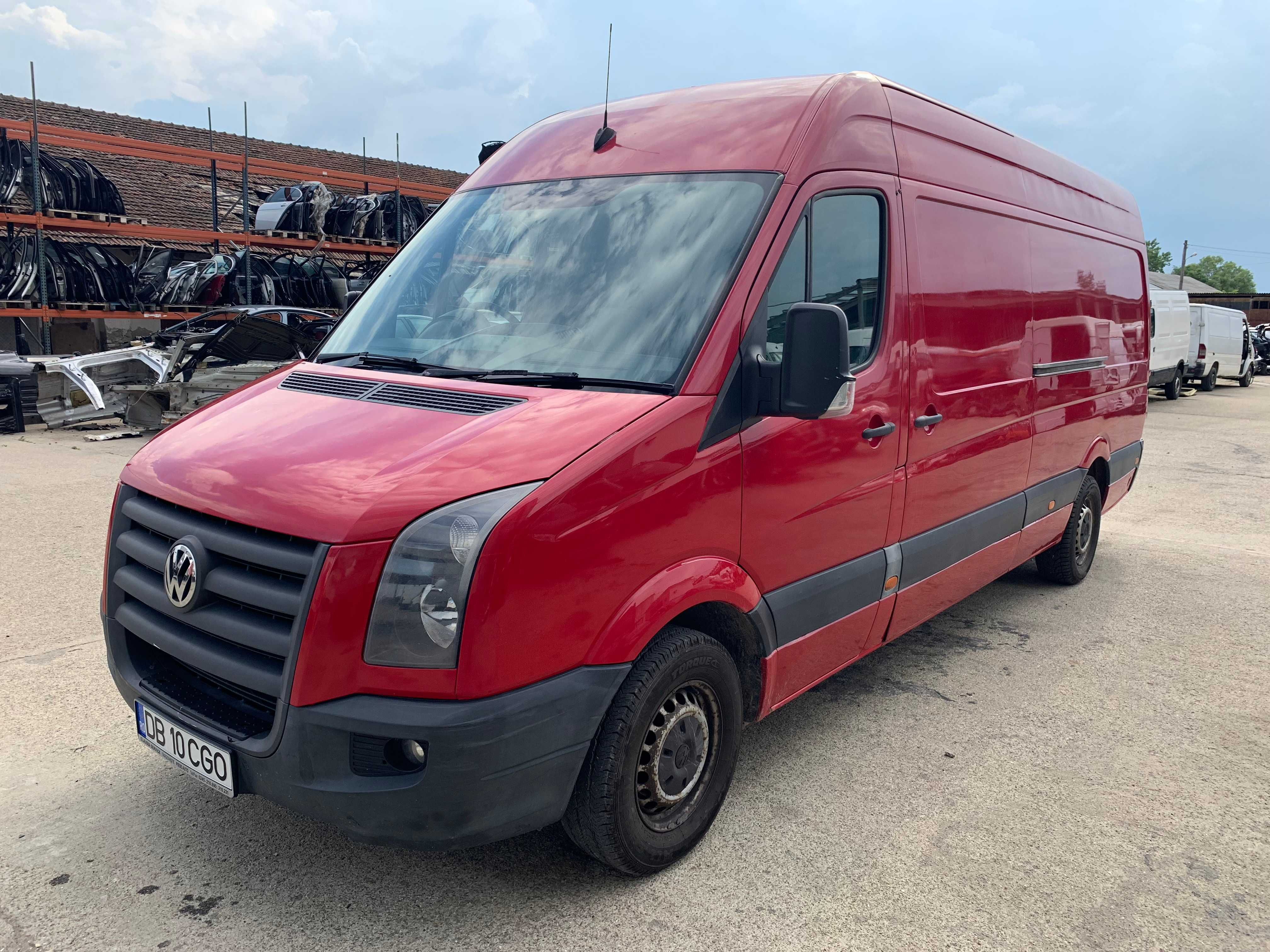 Dezmembrez Volkswagen CRAFTER 2.5 TDI 163 cp BJM EURO 4 2007 pe simplu