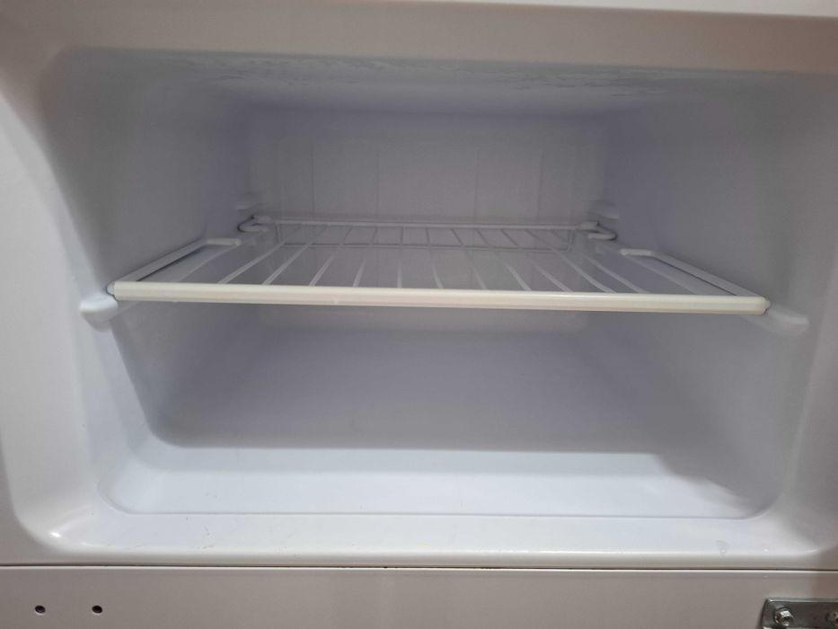 Vand urgent Frigider Whirlpool