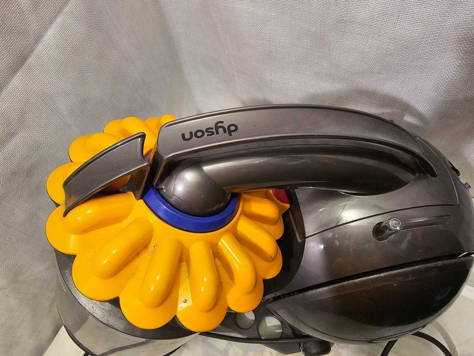 Aspirator Dyson Ball multi floor