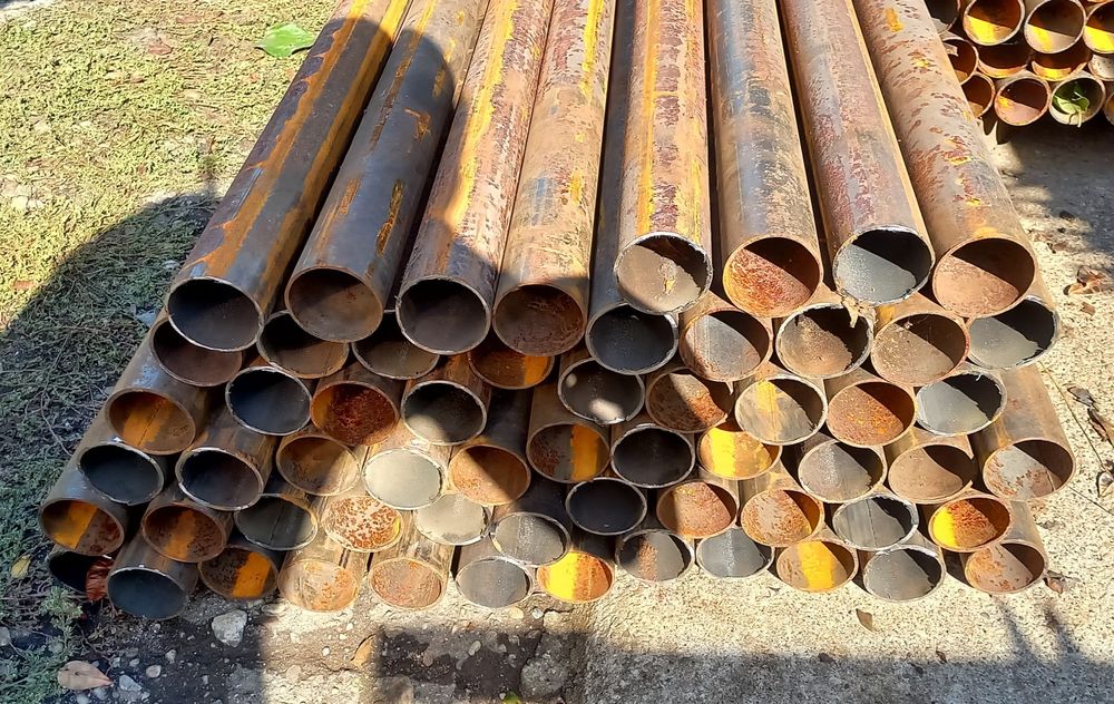 Черни тръби ф 60, 3 метра дължина.