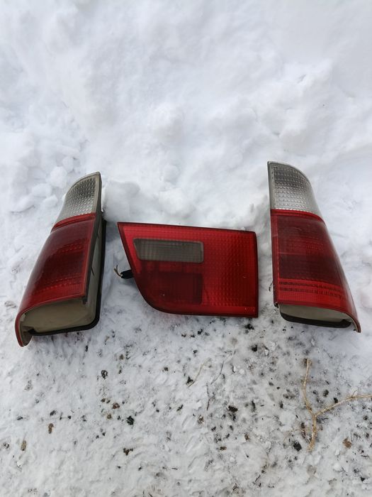 Продам задние фонари на БМВ х5 е 53
