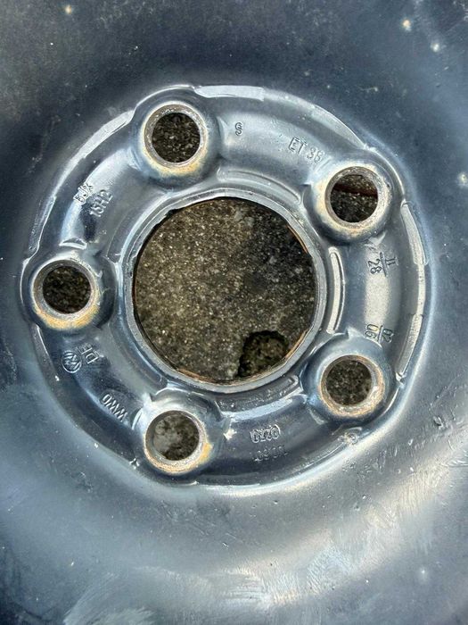 Set Jante din tabla + Cauciucuri Iarna ET38 6Jx15H2