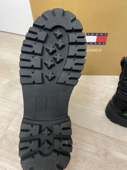 Боти Tommy Jeans 36 номер НОВИ!