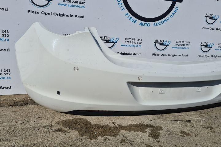 Bara spate spoiler Opel Astra J