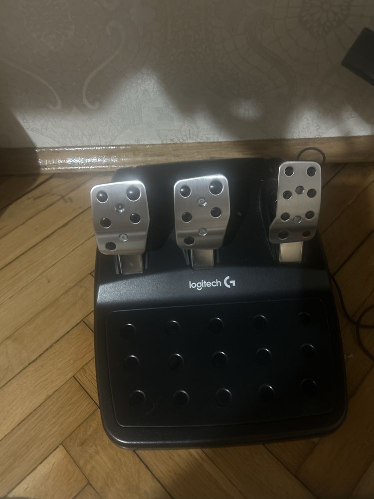 Волан logitech g29 НЕПОЛЗВАН
