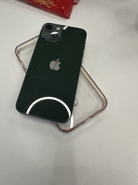 Iphone 13 зелен