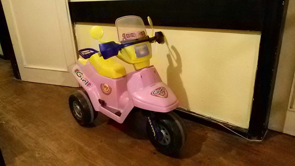 Продавам детски мотор