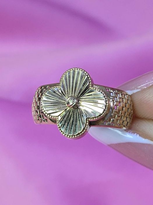 Золото 585  Кольцо