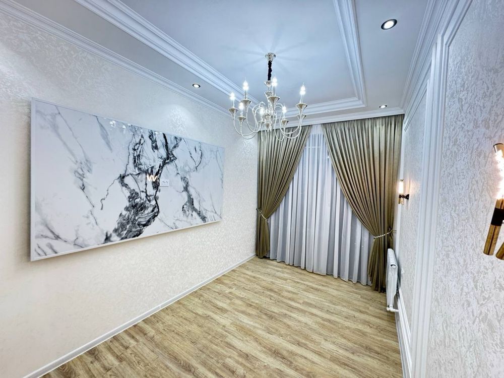 Продается 2 ком. Квартира на 10 этаже площадью 40 кв.м. В Микрорайоне