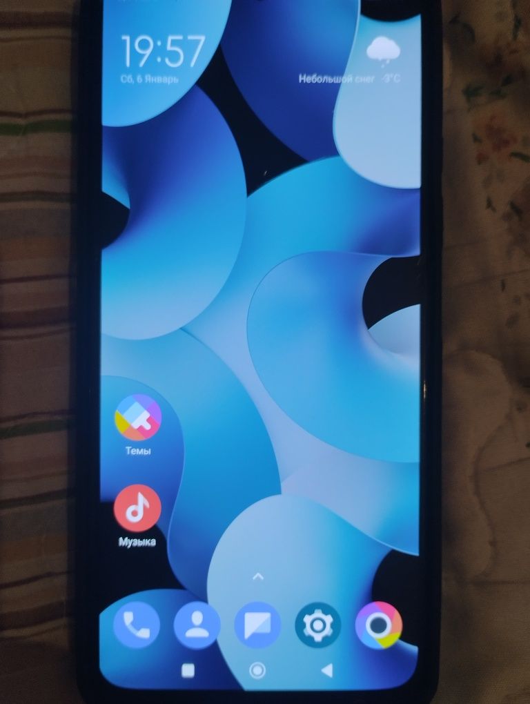 Продаю Xiaomi poco f3