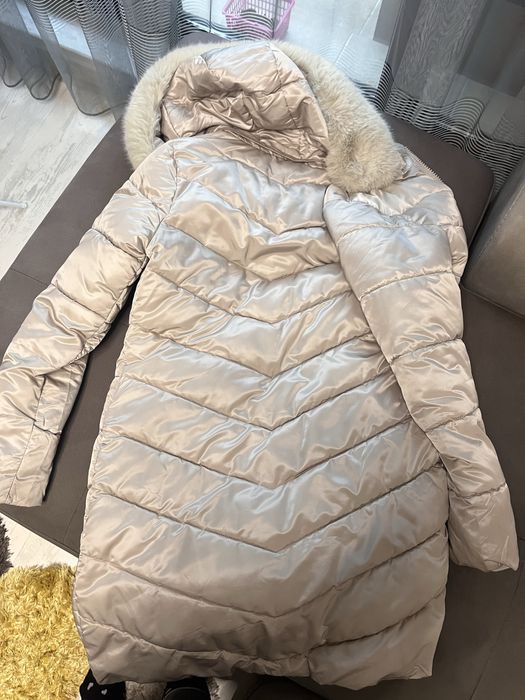 Дамско яке бежово