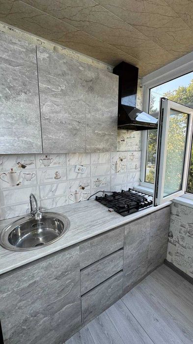 Фрунзиский Макро супермаркети. 3-qavatda 2-xona yevro remont ID: 1344