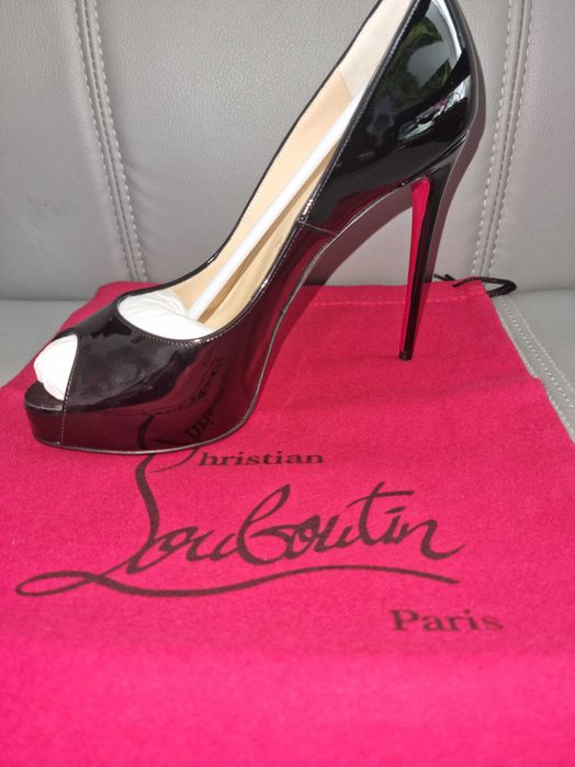 Christian Louboutin Pantofi
