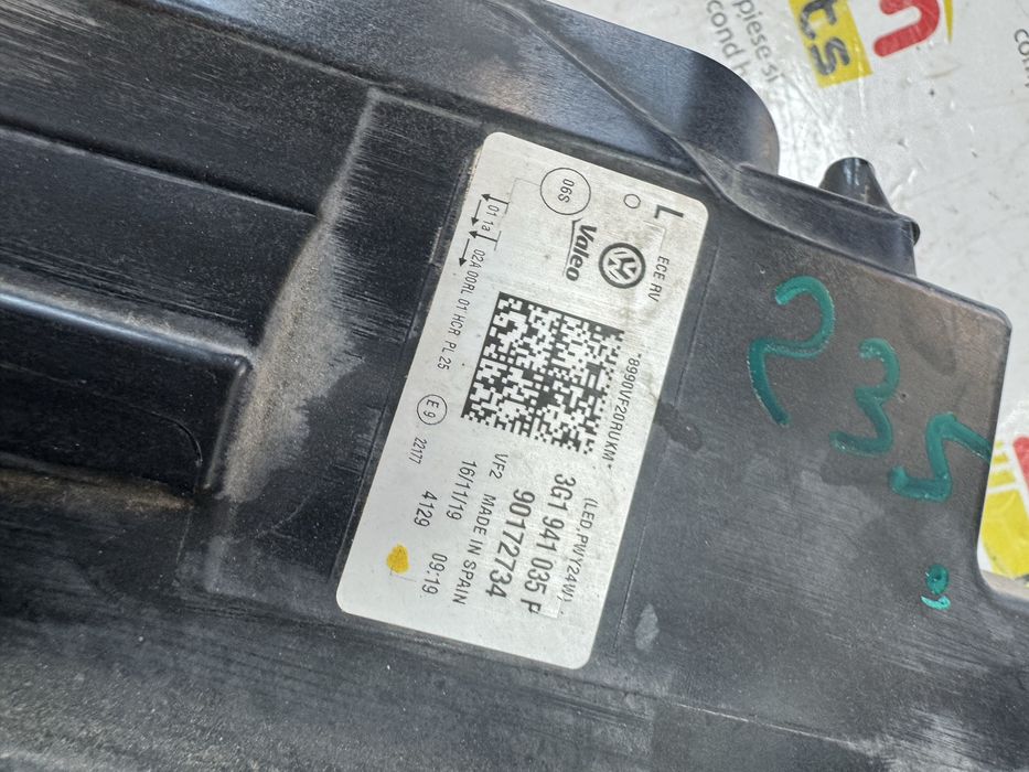 Far stanga full LED VW Passat B8 facelift 2020-2023