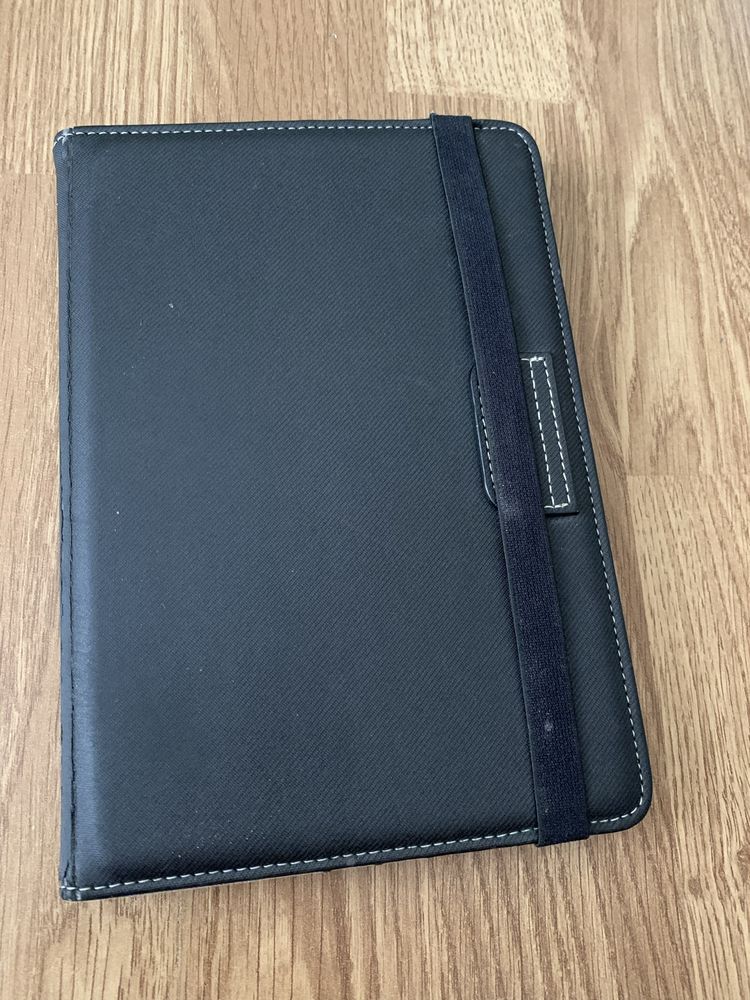 Tableta Apple iPad pentru piese,cititi anuntul .