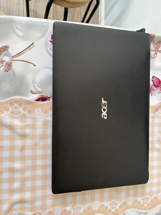 Продается  б/у  Ноутбук Acer