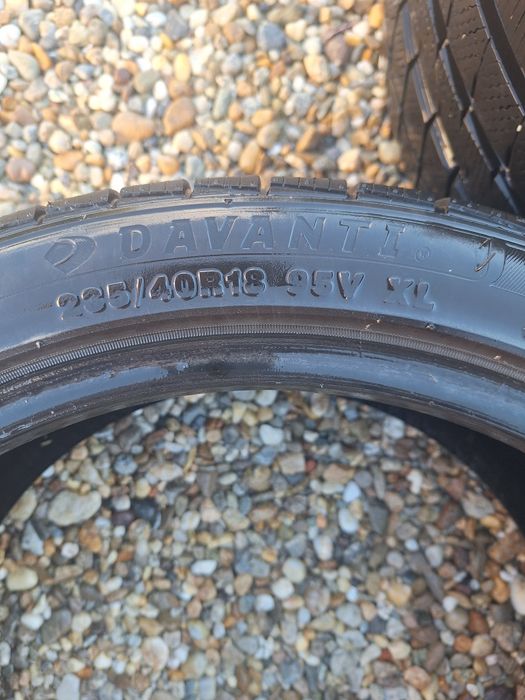 Vand Urgent Cauciucuri 3 bucați