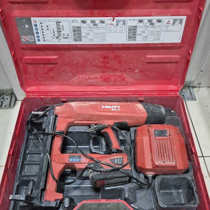 Pistol Pneumatic Cuie Hilti BX 3 L Cutie Full Zeus Amanet Rahova 33993