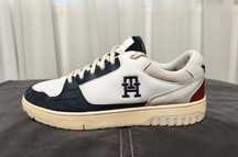 Adidasi tenisi Tommy Hilfiger , narimea 44