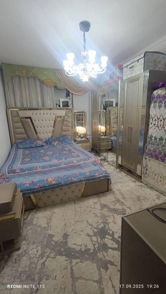 Юнусабад 6-квартал, 1-хона, 4-этаж. ор-р: Хузур мехмонхонаси