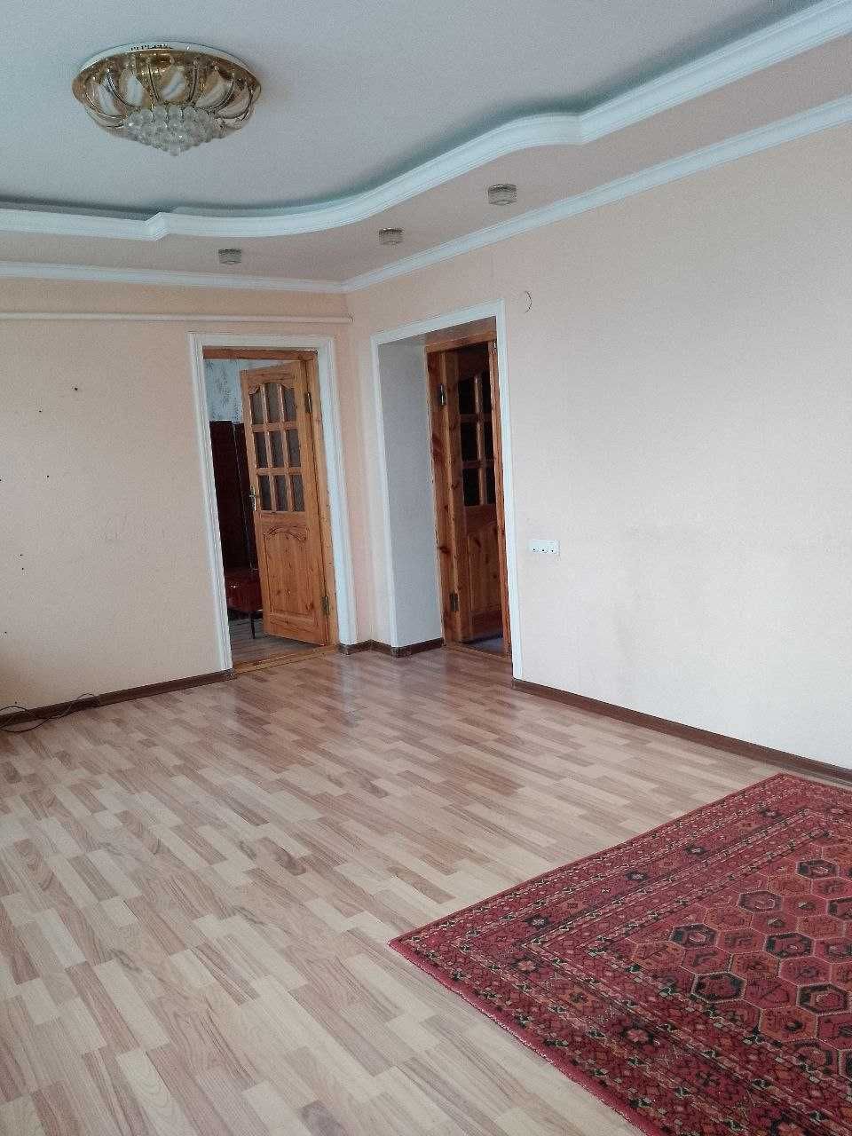 Продается 4ком. Напротив 108 поворот, д46/2эт/5эт.дом 96 кв м.