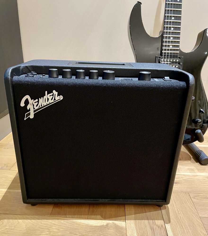Комбо усилвател Fender Mustang LT25 - ГАРАНЦИОНЕН