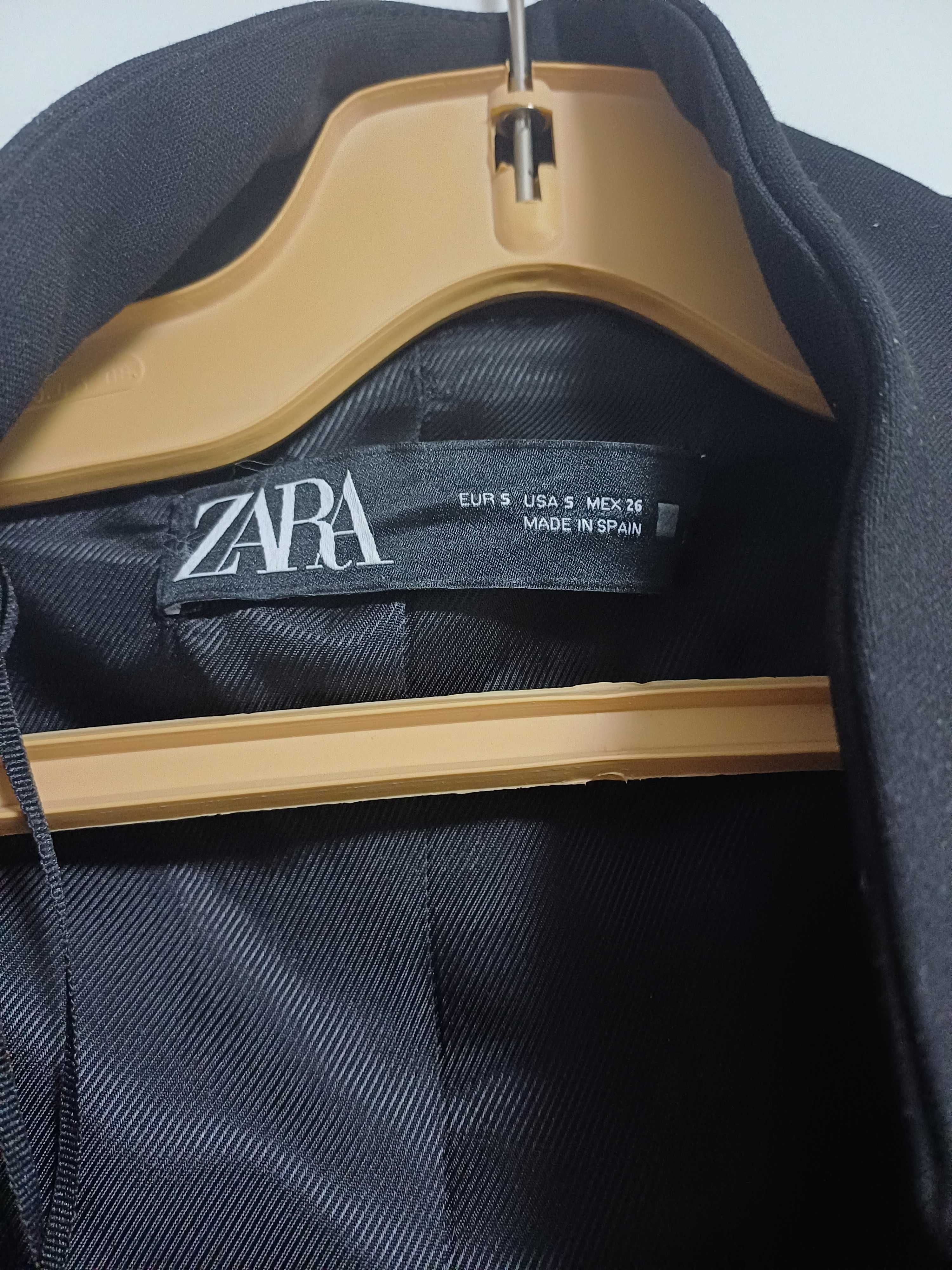 Cако ZARA черно и бежово