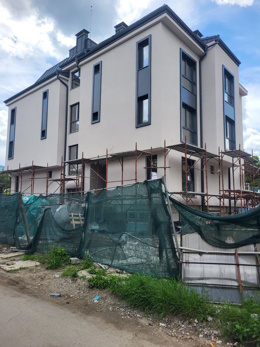 Извършвам ремонти