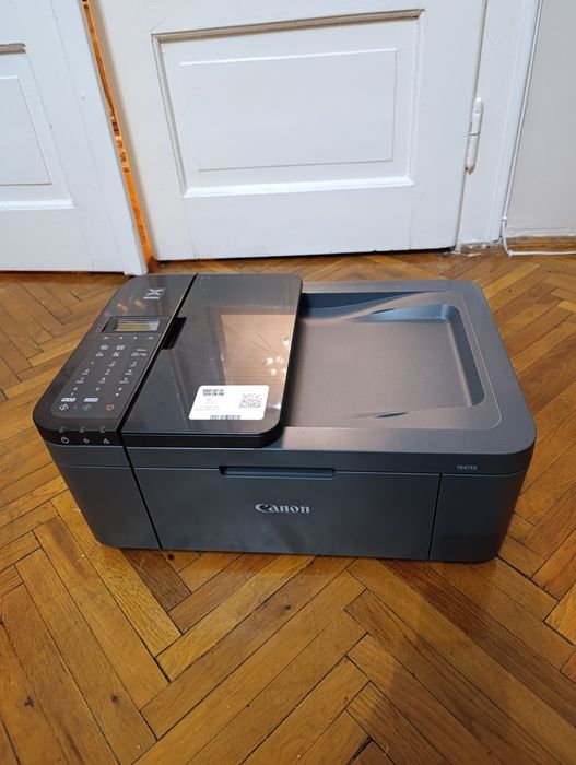 Vând imprimanta Canon Tr4755i noua