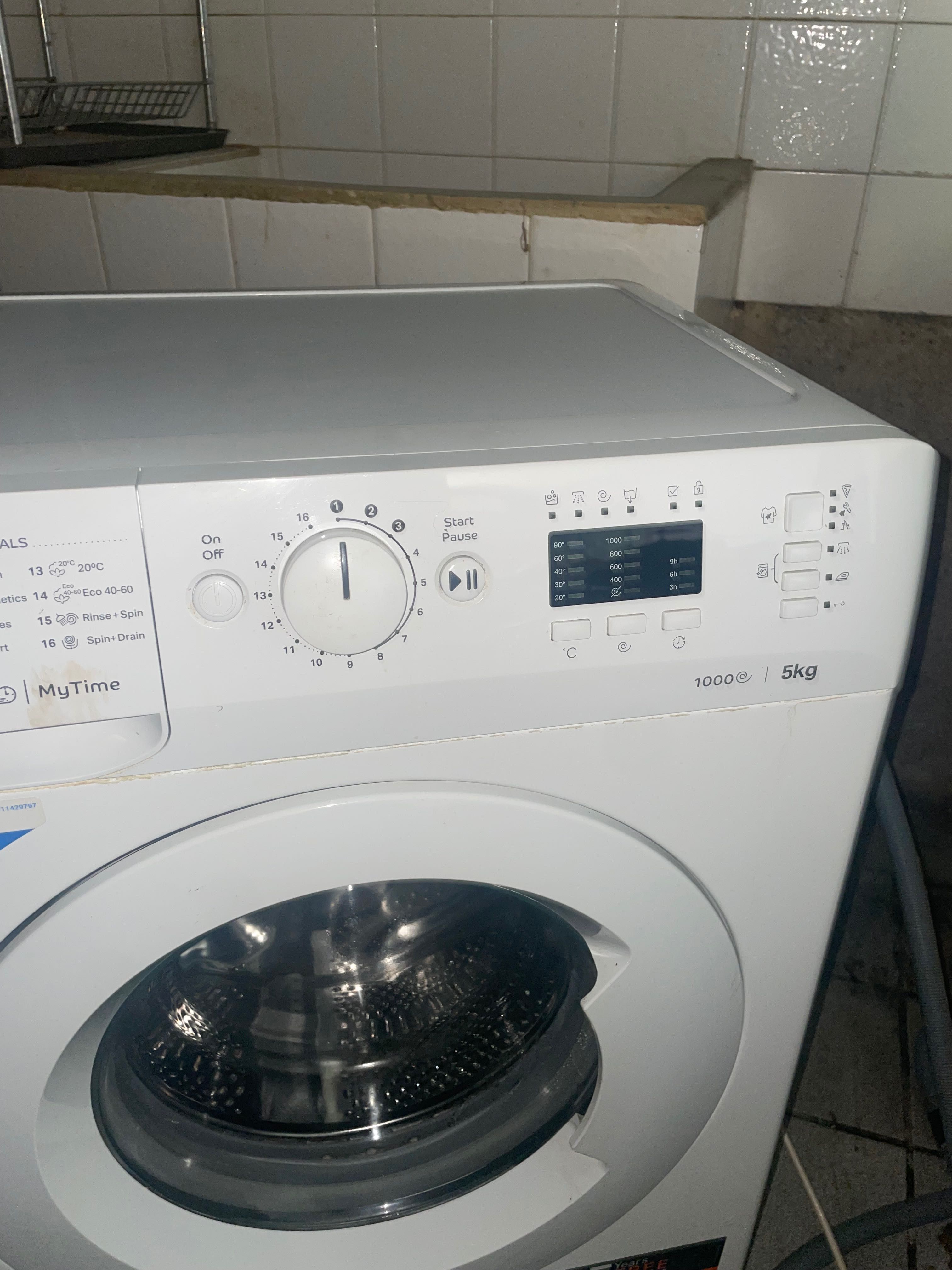 Пералня INDESIT 5kg