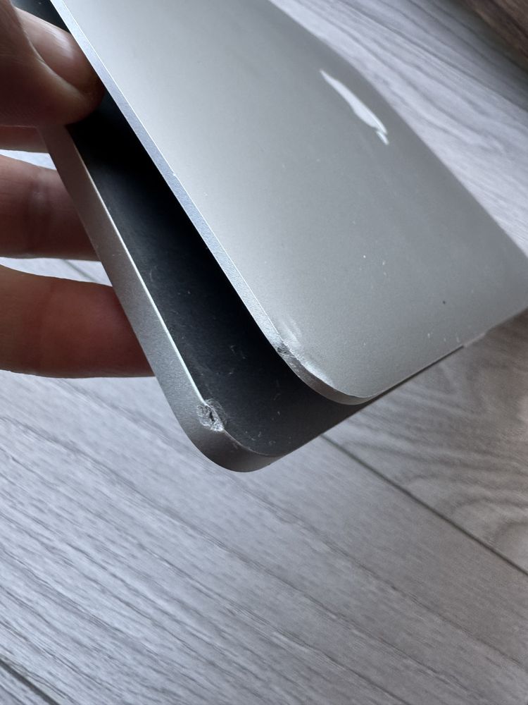 Macbook pro 2015 i5 ssd256 gb
