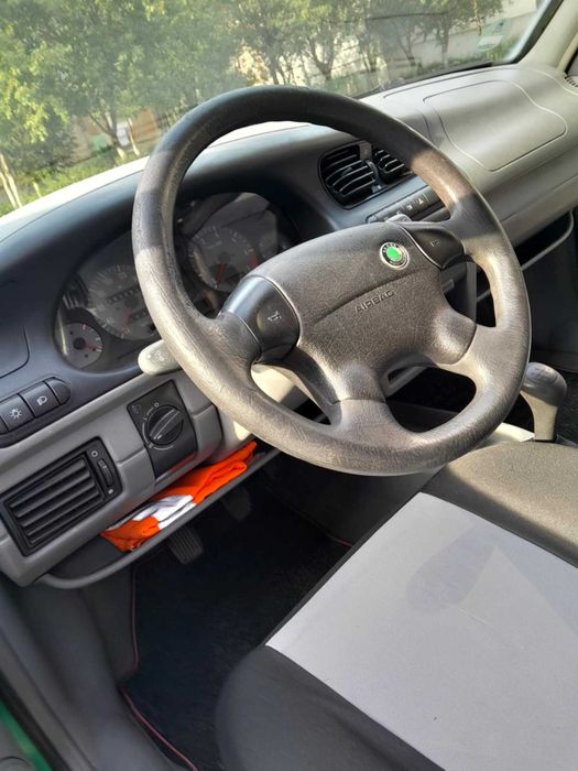 Masina Skoda Felicia