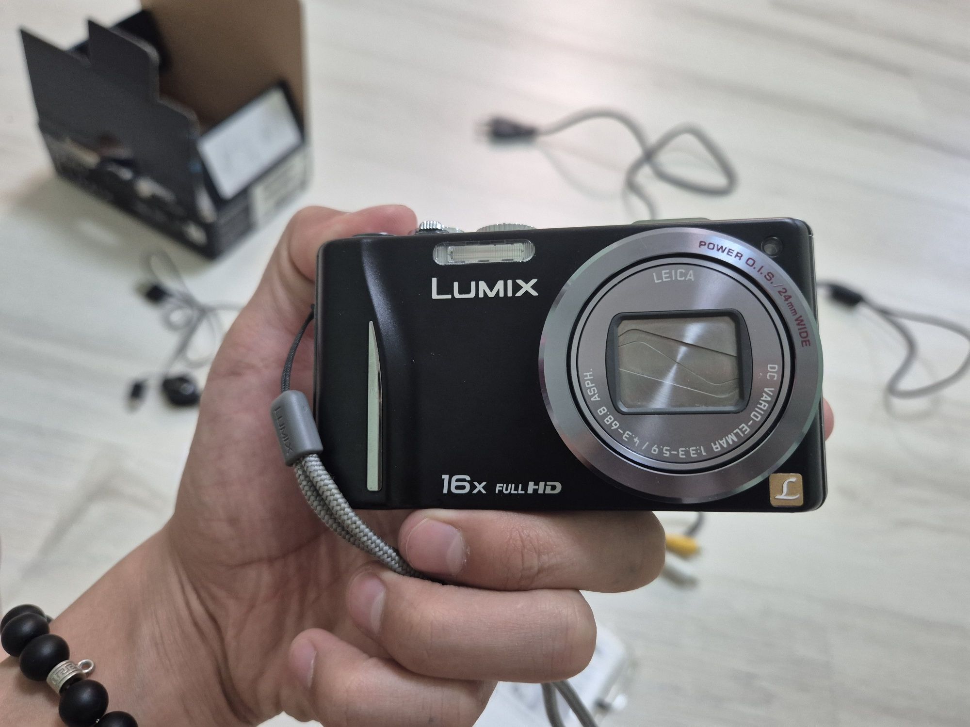 Panasonic Lumix TZ20