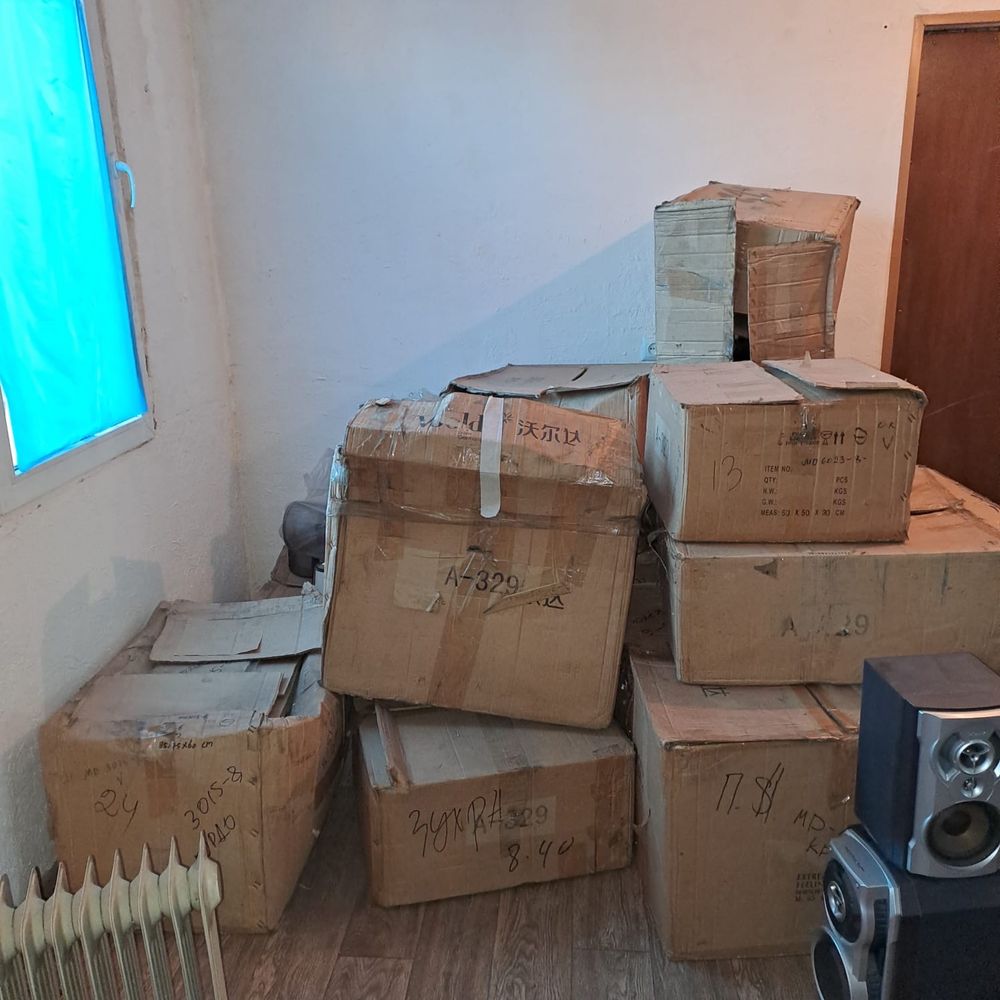 В.  аренду помещение   две комнаты 20+10