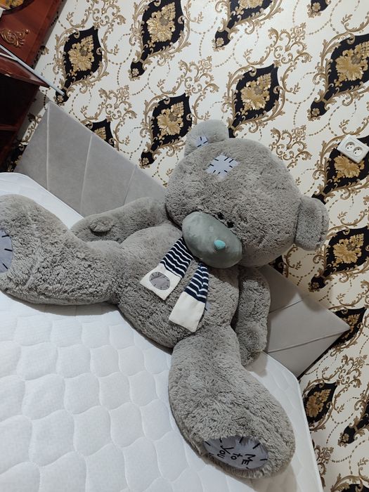 Продается 2 штуки Мишка Тедди рост 150 см.