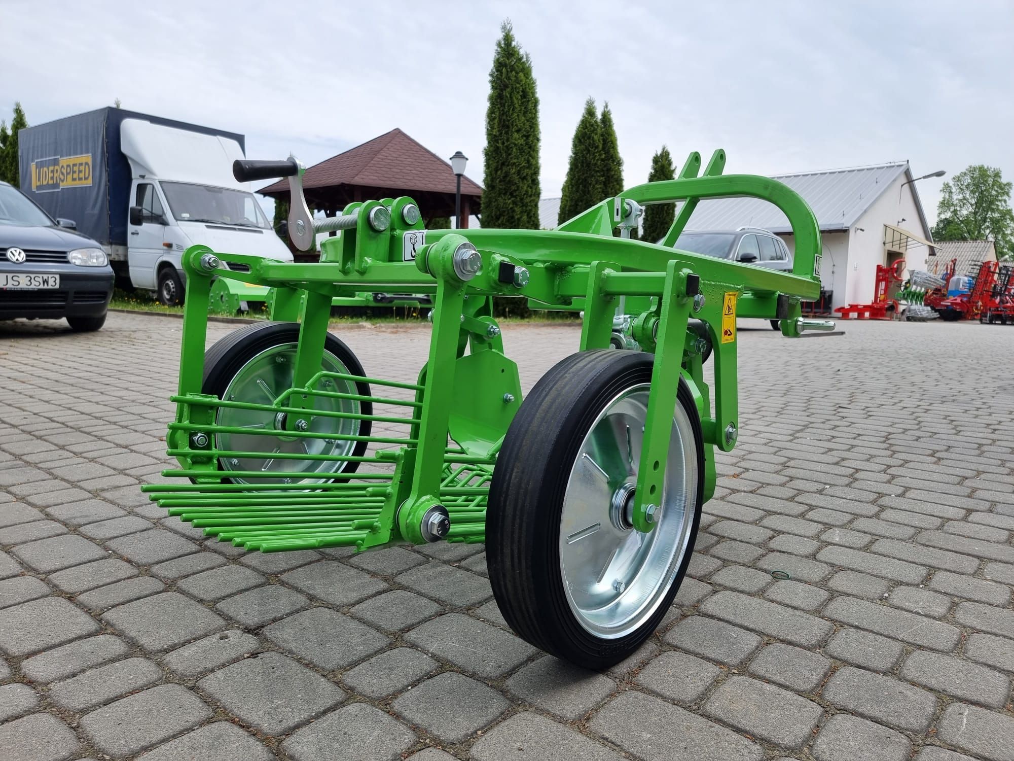 Masina de scos cartofi 1 randuri pentru mic tractor