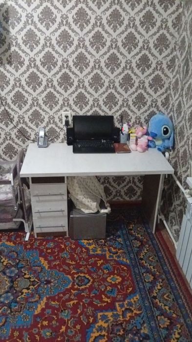Продается письменный стол