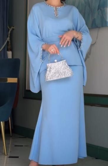 Продам вечернее платье 42 (48) размер