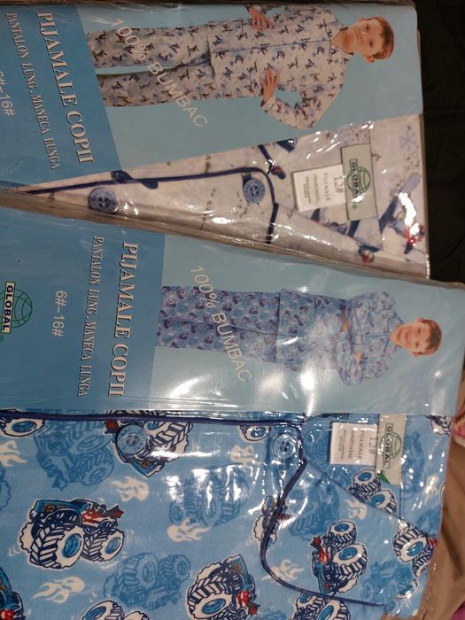 Pijamale  bumbac copi și adulți
