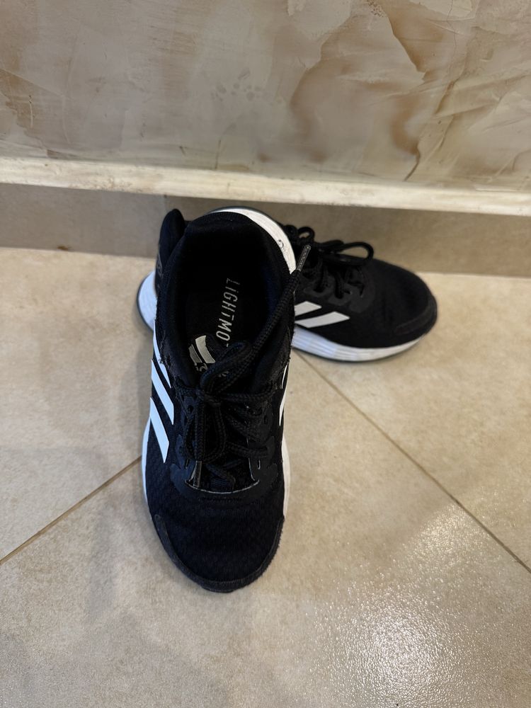 Детски маратонки Adidas EU 28