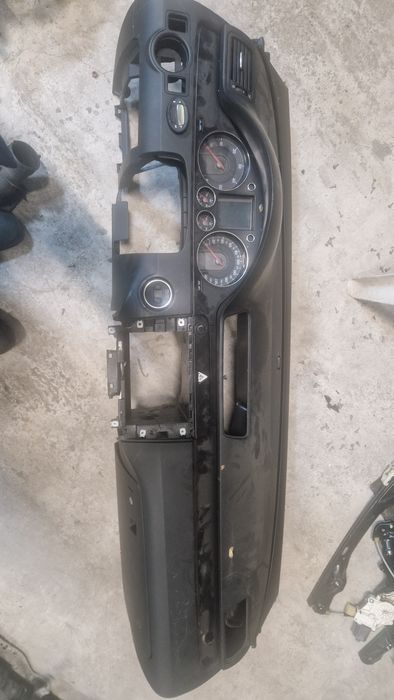 Plansa bord vw passat b6